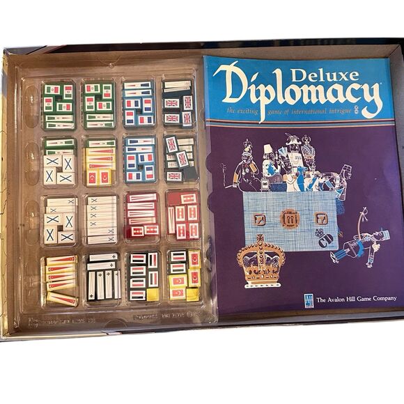 RARE Diplomacy Deluxe Board Game International Intrigue COMPLETE Avalon 1992 - Picture 3 of 7